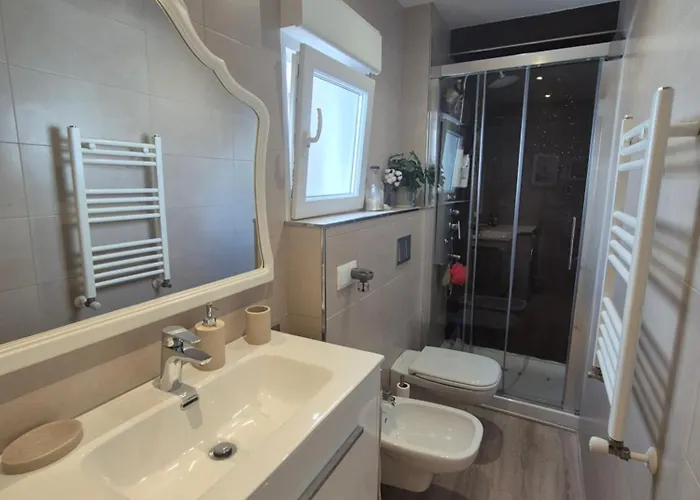 1a158 Amplio Apto Centro De By R2r Consulting *